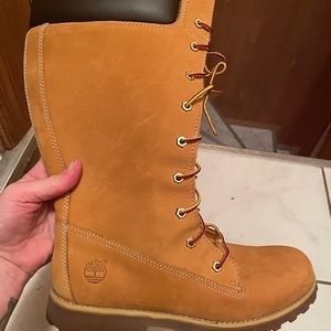Timberland Size 7 Tall Boot
